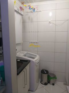 Apartamento 02 Dormitórios á venda Em Forquilinhas  São josê sc