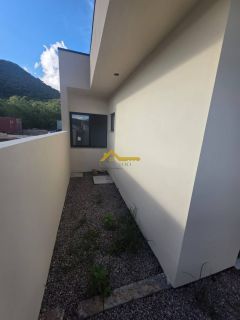 Casa 02 Dormitórios Á Venda Em Forquilhas Lisboa |||