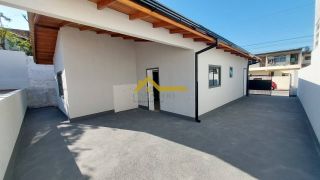 Casa 03 Dormitórios 01 Suite Á Venda Em Serraria São Josè sc