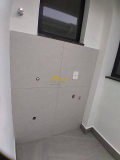 A casa com melhor acabamento que você vai visitar - Forquilhas - SJ
