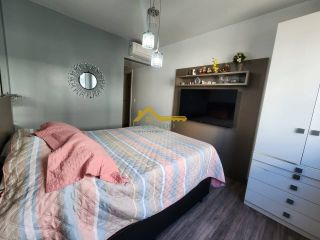 Apartamento em condomínio clube. 3 quartos 2 vagas de garagem 1 hobby box