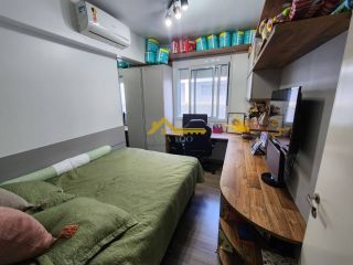 Apartamento em condomínio clube. 3 quartos 2 vagas de garagem 1 hobby box