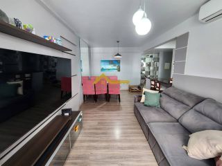 Apartamento em condomínio clube. 3 quartos 2 vagas de garagem 1 hobby box