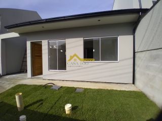 Casa 03 Dormitórios com 1 suíte -