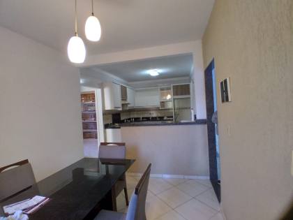 Casa com 2 pavimento á venda em Potècas sc