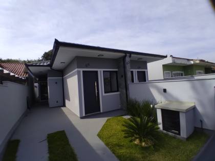 Casa 02 Dormitórios o1 suite  Á Venda Em Forquilhas