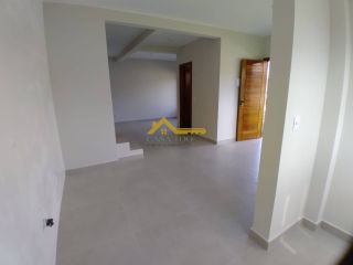 Sobrado 03 Dormitórios 01 suite - À Venda no loteamento Alto de Potecas