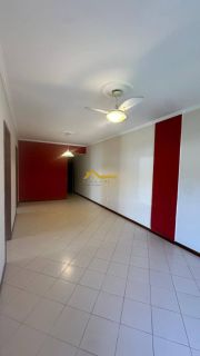 Apartamento 3 dorm. com suíte, vaga livre e piscina.
