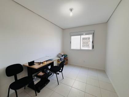 Apartamento 02 Dormitórios 01 suíte á venda no Bom Abrigo - Florianópolis - SC