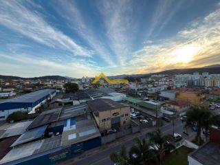 Apartamento,02 dormitórios 01suite Á venda em  Areias, São José, SC