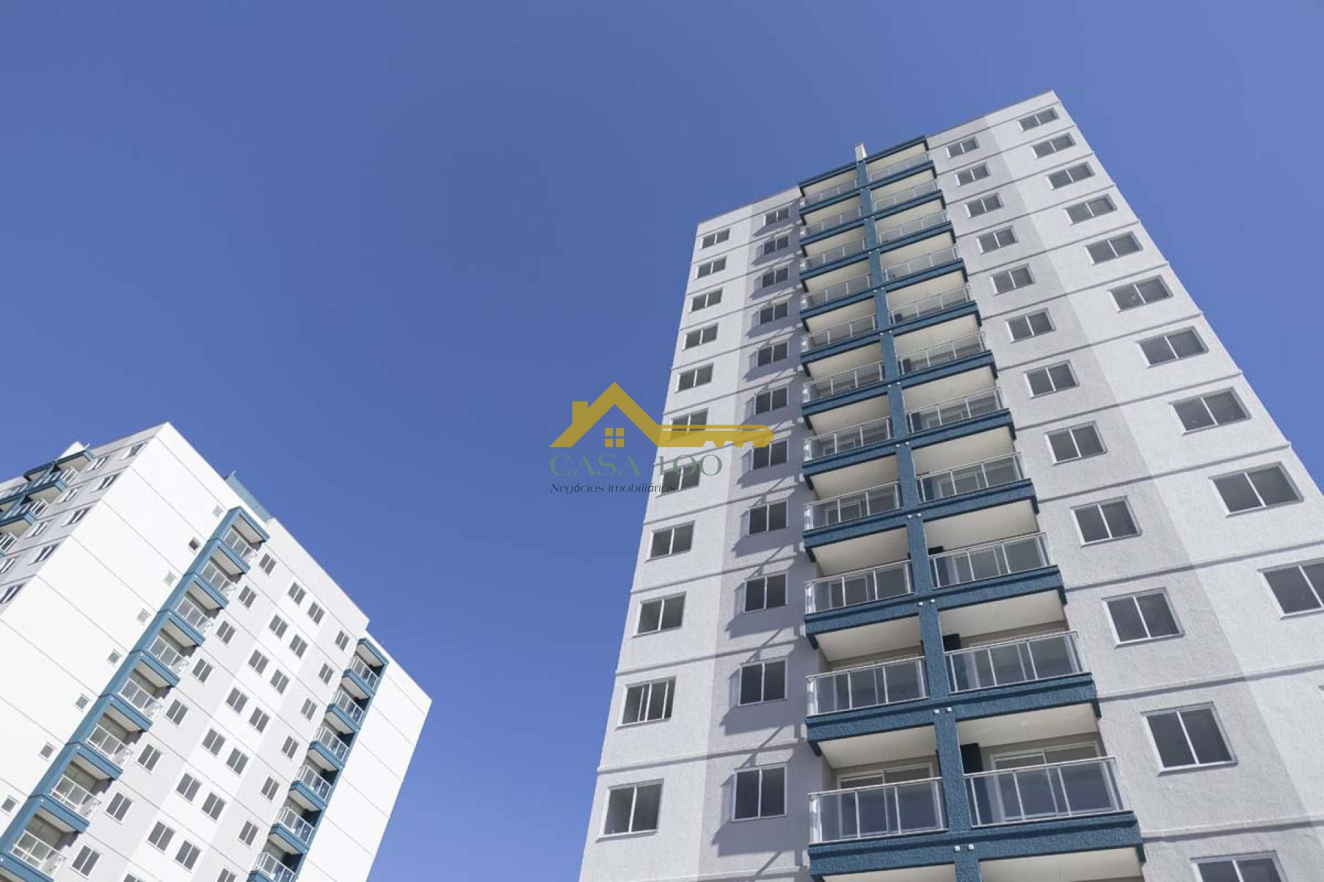 Apartamento a Venda com 2 quartos sendo 1 suíte no bairro Ipiranga em São José