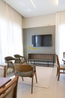 Apartamento a Venda com 2 quartos sendo 1 suíte no bairro Ipiranga em São José
