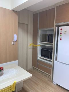 Apto semimobiliado, andar alto em Campinas - São José