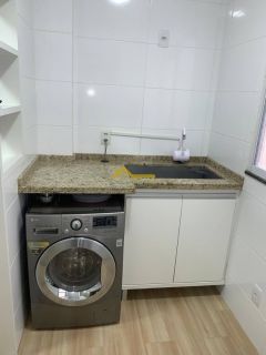 Apto semimobiliado, andar alto em Campinas - São José