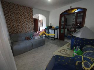 Casa Para Vender com 6 quartos, 1 suíte - bairro Ponte de Imaruim em Palhoça
