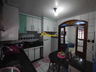Casa Para Vender com 6 quartos, 1 suíte - bairro Ponte de Imaruim em Palhoça