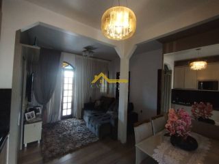 Casa Para Vender com 6 quartos, 1 suíte - bairro Ponte de Imaruim em Palhoça