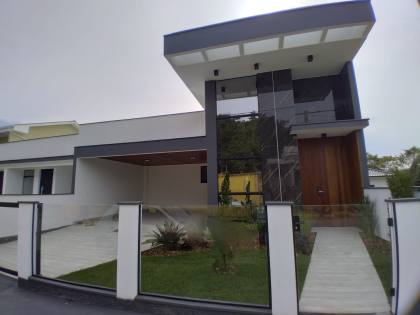 Casa,03 dormitórios 01 suite á venda em  Forquilhas, São José, SC