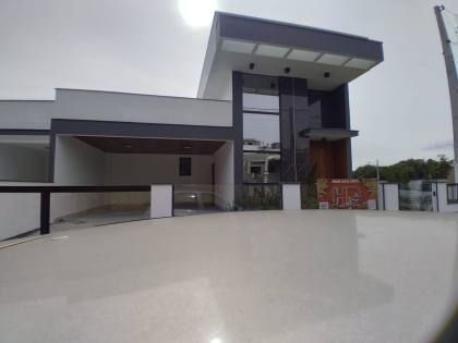 Casa,03 dormitórios 01 suite á venda em  Forquilhas, São José, SC