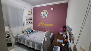 Casa a venda em condomínio fechado - São José