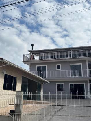Casa,03 Dormitórios a venda em  Potecas, São José, SC