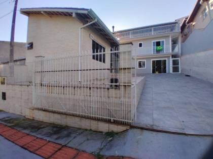 Casa,03 Dormitórios a venda em  Potecas, São José, SC