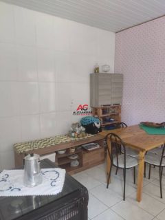 Duas casas em ótimo terreno na Fazenda Santo Antônio