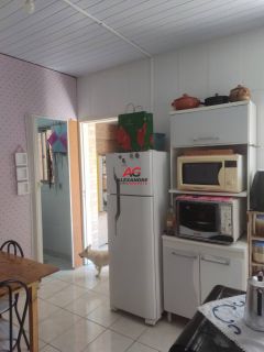 Duas casas em ótimo terreno na Fazenda Santo Antônio