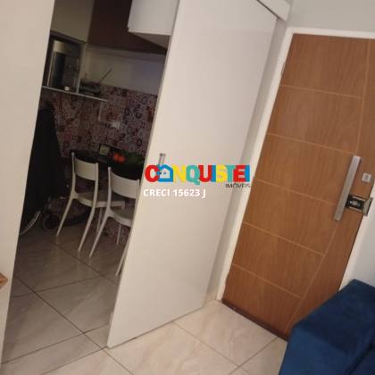 Apartamento em Candeias Conj Res Jardim Karina