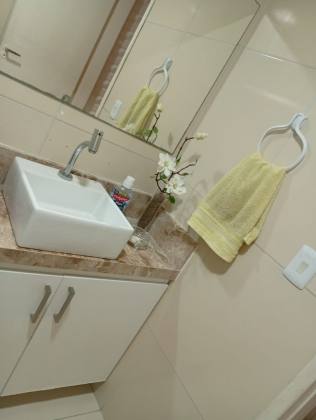 Apartamento em Candeias Conj Res Jardim Karina