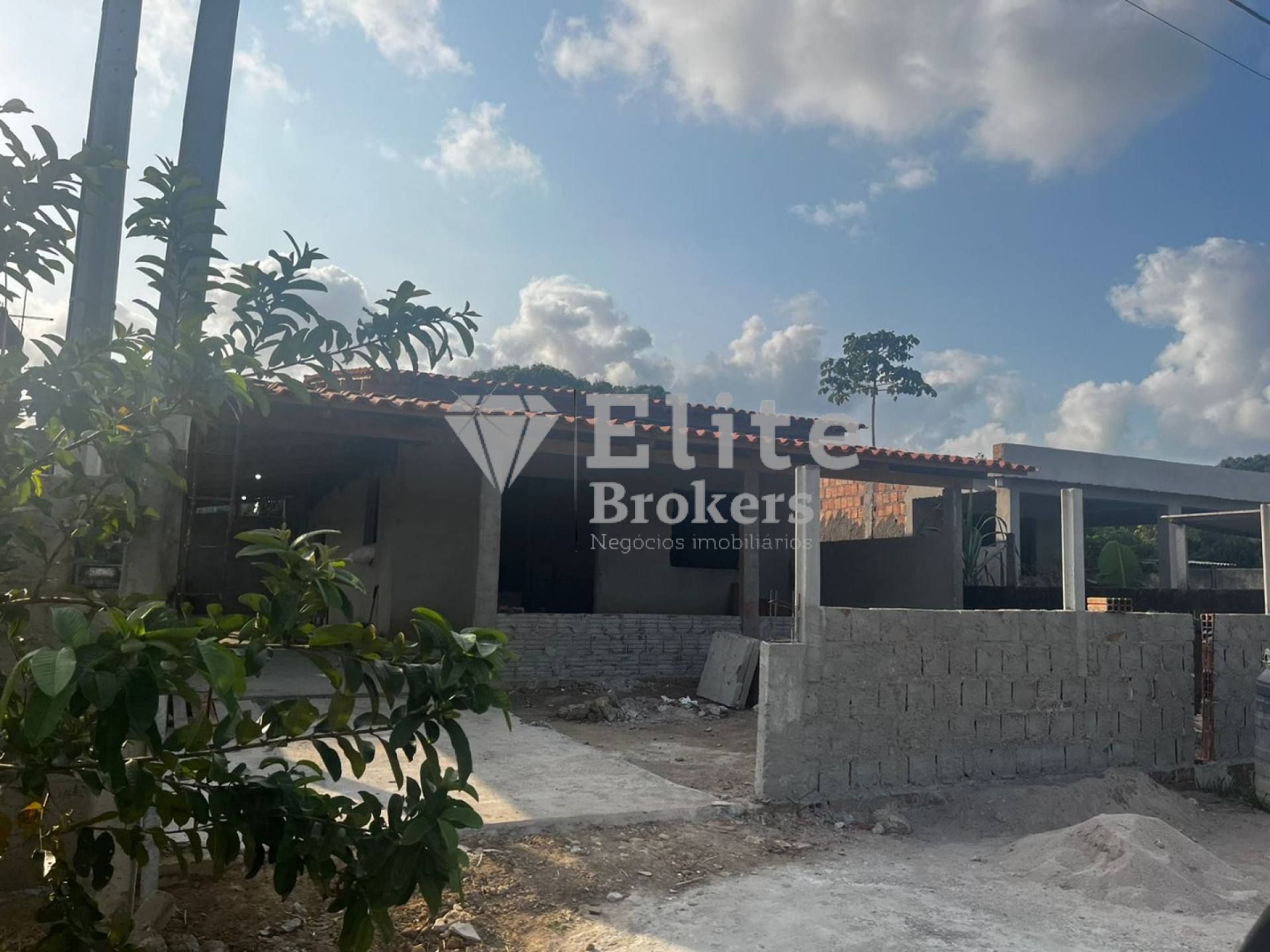 Lotes à venda em Aldeia