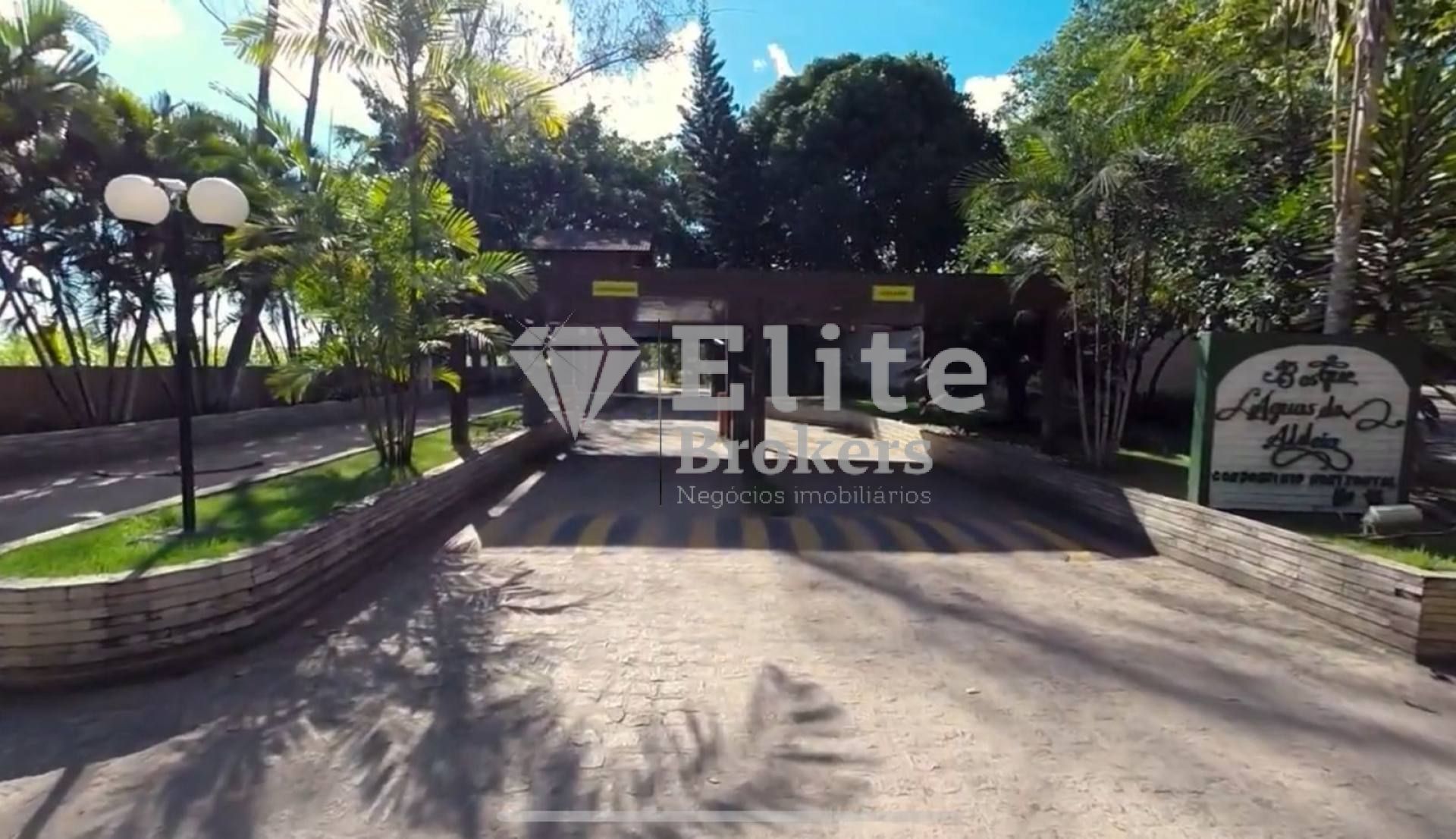 Terreno com 350m2 à venda em Aldeia