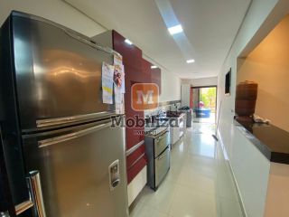 Casa - Bairro Aponiã 275m²