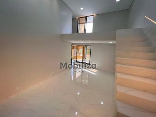 Casa - Condomínio Alphaville 465m²