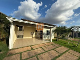 Casa com 4 quartos sendo 3 suítes no Condomínio Alberto Jaquier