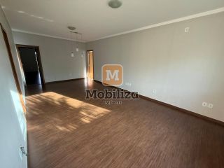 Casa com 4 quartos sendo 3 suítes no Condomínio Alberto Jaquier