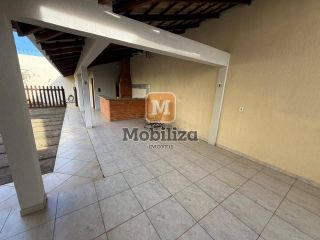 Casa com 4 quartos sendo 3 suítes no Condomínio Alberto Jaquier