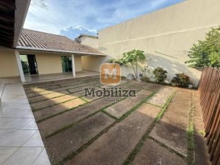 Casa com 4 quartos sendo 3 suítes no Condomínio Alberto Jaquier