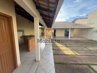 Casa com 4 quartos sendo 3 suítes no Condomínio Alberto Jaquier