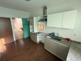 Casa com 4 quartos sendo 3 suítes no Condomínio Alberto Jaquier