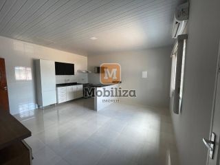 Terreno com edícula no bairro Pedrinhas