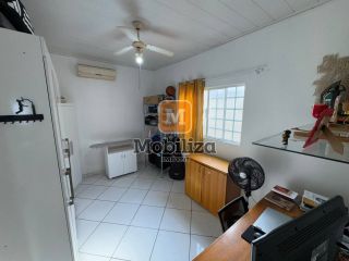Casa - Bairro Aponiã com terreno de 250m²
