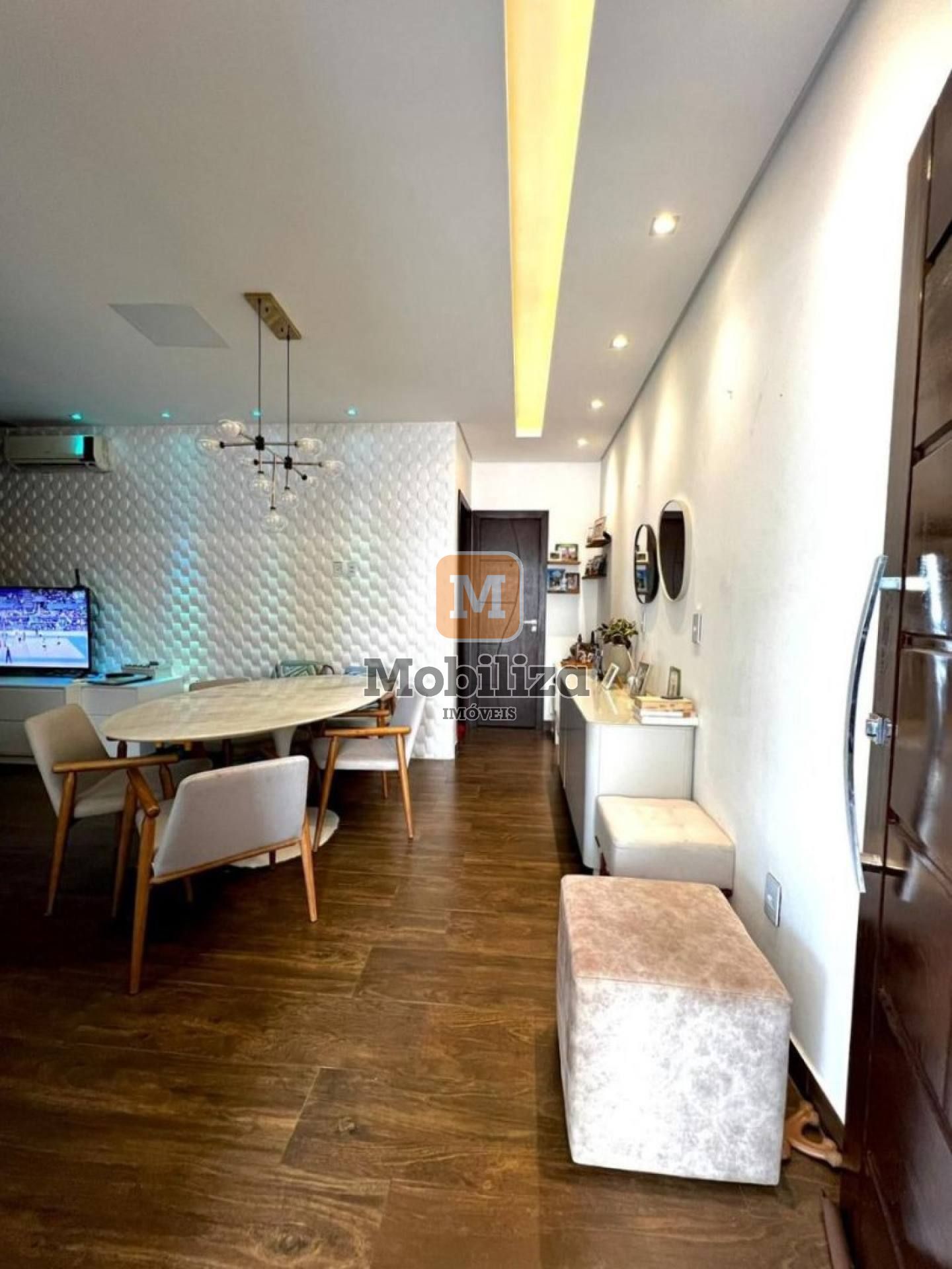 Sobrado porteira fechada - Condomínio Bella Vista