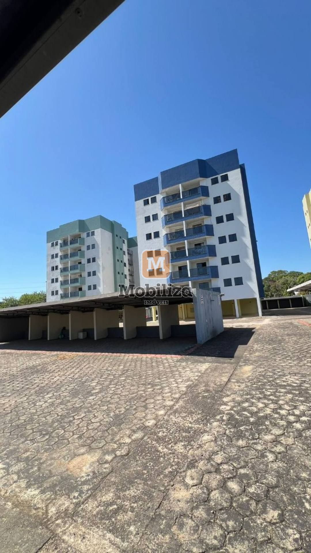 Apartamento - Condomínio Ivory com 2 e 3 vagas de garagem