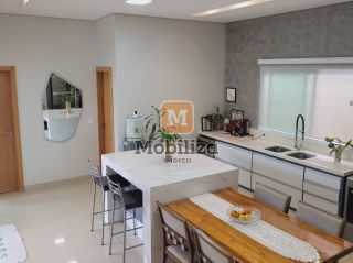 Casa com 3 suítes no Condomínio Verana