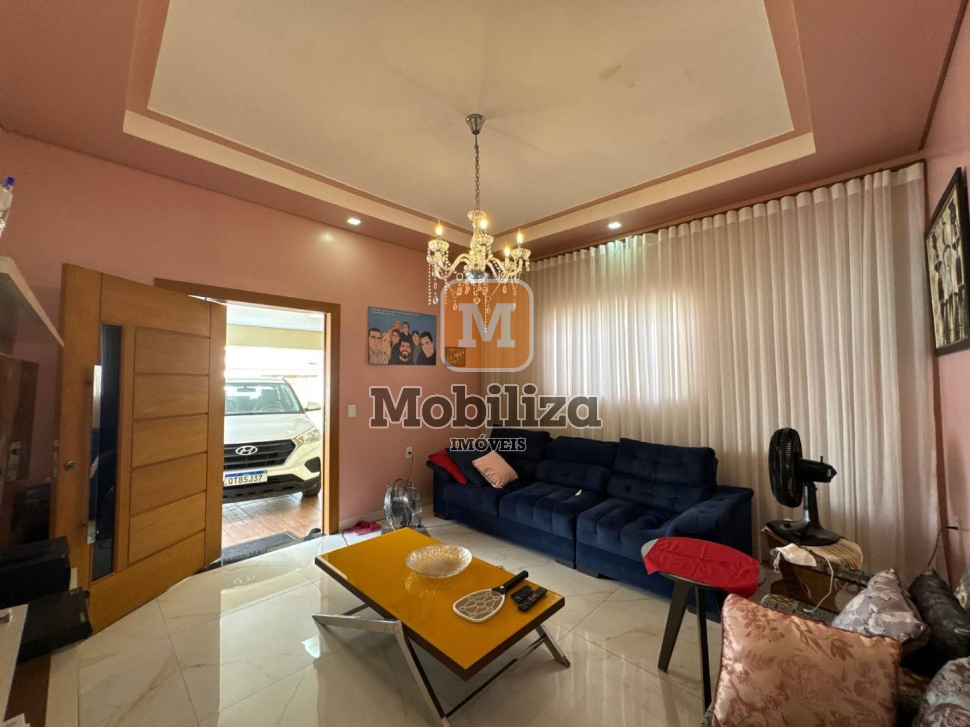 Casa com edícula no Condomínio Nova Canaã