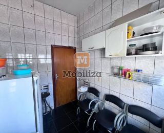 Ponto Comercial com 6 salas à venda, 200m² - Centro