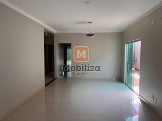 Casa - Condomínio Buritis com 4 Quartos à venda 274m²