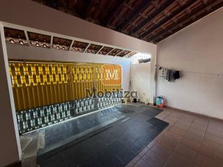 Casa no bairro Flodoaldo Pontes Pinto com terreno de 250m²