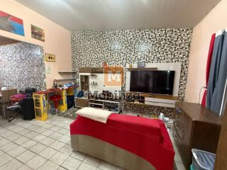 Casa no bairro Flodoaldo Pontes Pinto com terreno de 250m²
